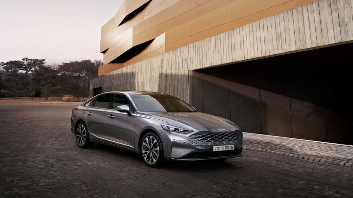 Kia K8 - 01